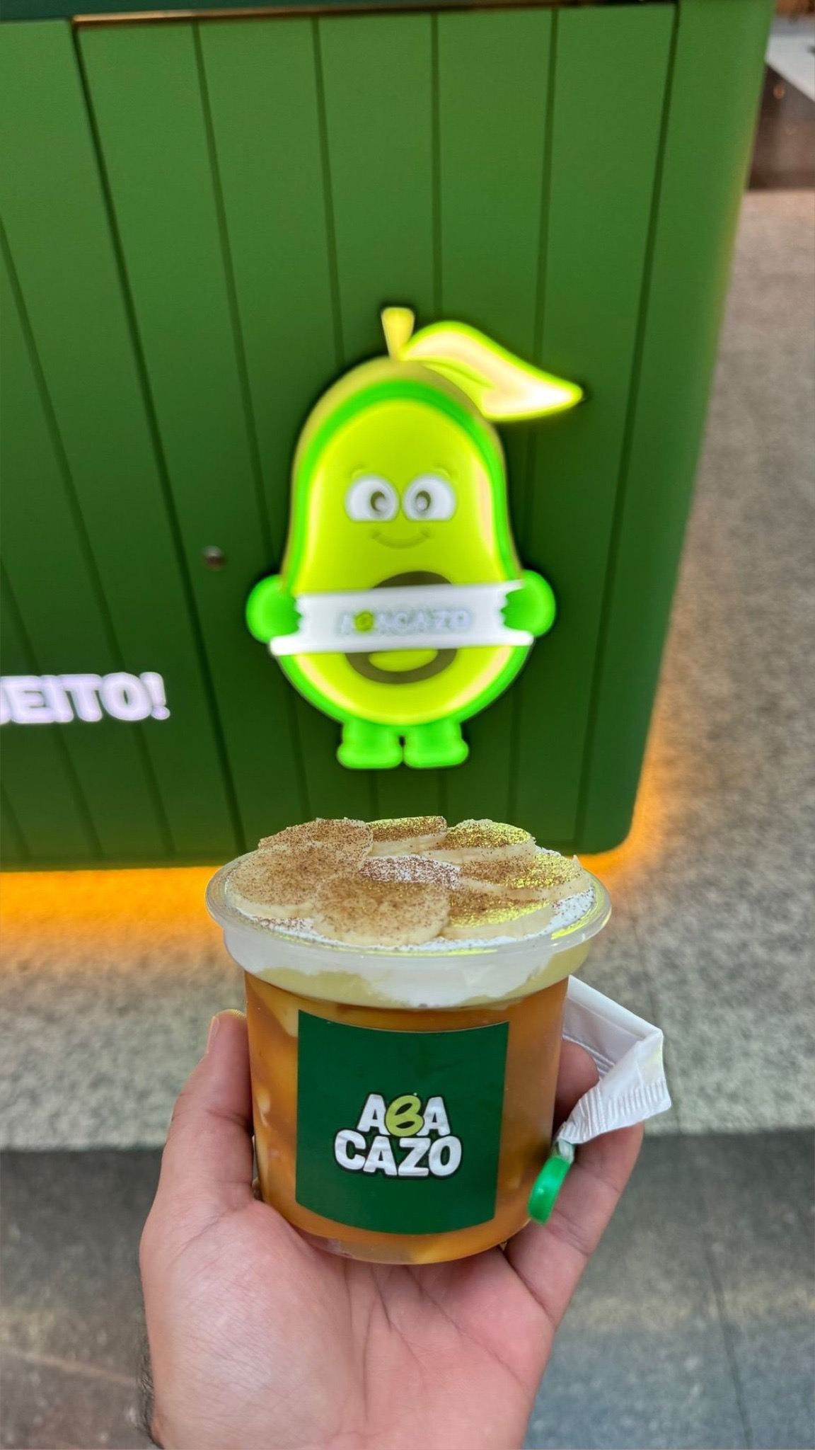 0A835977-B2C1-4736-A15F-30565378E1EA